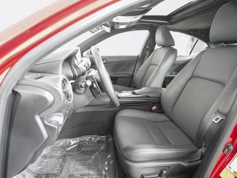 Certified 2024 Lexus IS 350 F Sport image 9