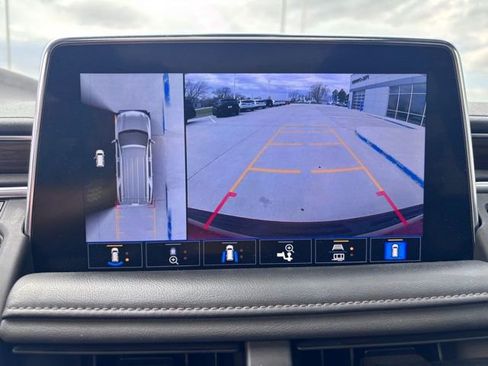 Used 2021 Chevrolet Tahoe High Country image 14