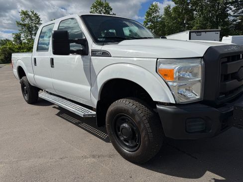 Used 2016 Ford F250 XL w/ Snow Plow Prep Package AWD/4WD image 12