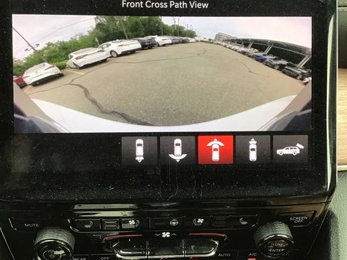 Used 2023 Jeep Grand Cherokee Summit w/ Luxury Tech Group V AWD/4WD image 11