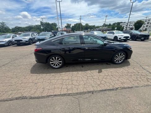 Used 2025 Acura Integra FWD image 18