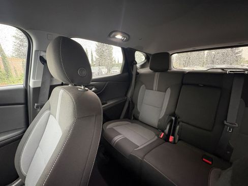 Used 2025 Chevrolet Blazer LT image 41