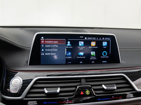 Certified 2022 BMW 750i xDrive w/ Luxury Rear Seating Package image 31