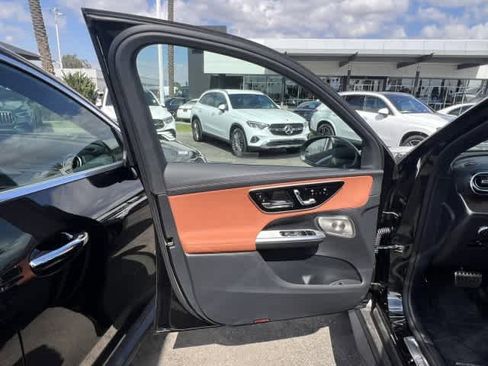 New 2026 Mercedes-Benz GLC 300 4MATIC image 9