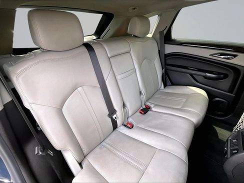 Used 2016 Cadillac SRX Luxury w/ Driver Awareness Package FWD image 27