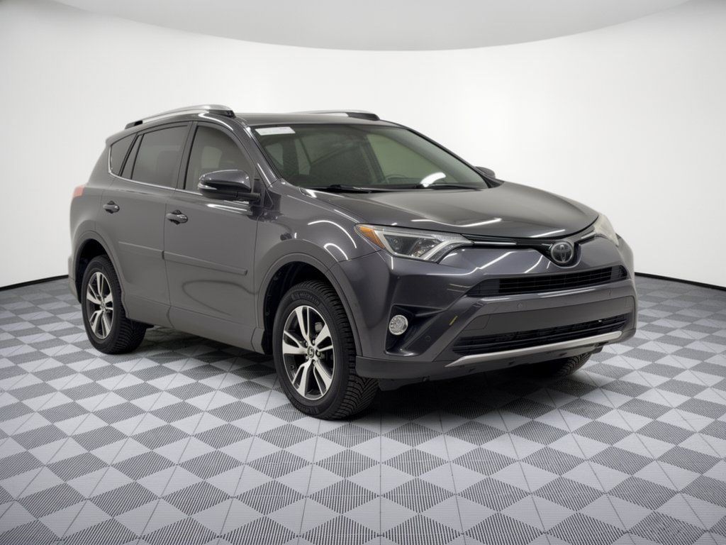 Used 2016 Toyota RAV4 XLE w/ Convenience Package AWD/4WD image 7