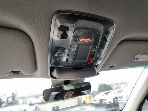 Used 2024 Genesis GV80 2.5T image 34