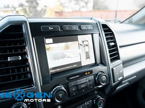 Used 2022 Ford F350 XLT image 25