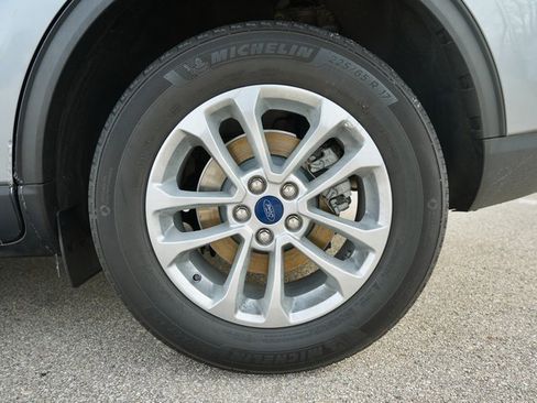 Used 2022 Ford Escape SE image 27