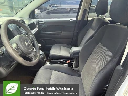 Used 2014 Jeep Compass Sport w/ Power Value Group FWD image 10