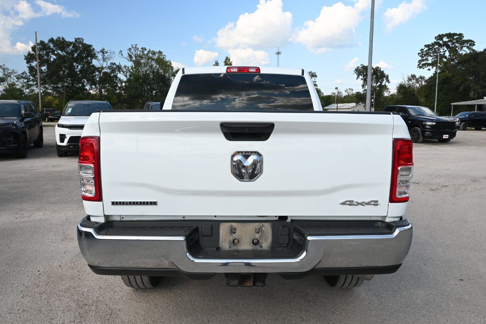 Used 2024 RAM 2500 Big Horn AWD/4WD image 3