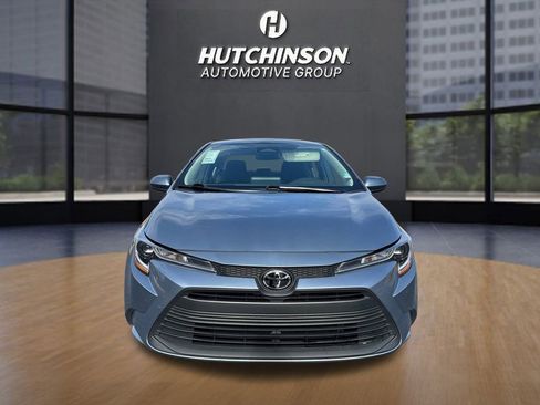 Used 2025 Toyota Corolla LE image 8