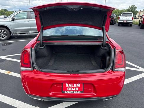 Used 2015 Chrysler 300 S RWD image 8