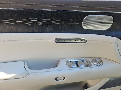 Used 2023 Genesis G90 3.5T image 12