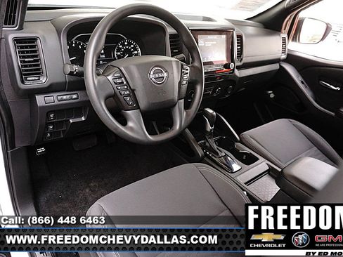 Used 2023 Nissan Frontier SV w/ Midnight Edition Package RWD image 6