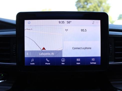 Used 2021 Ford Explorer Limited w/ Equipment Group 301A AWD/4WD image 19