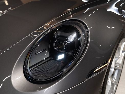 Used 2022 Porsche 911 GT3 RWD image 8
