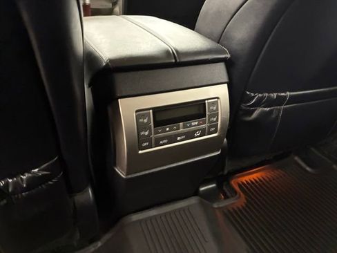 Used 2017 Lexus GX 460 Premium w/ Premium Package AWD/4WD image 19