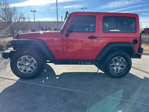 Used 2018 Jeep Wrangler Rubicon w/ Connectivity Group image 4