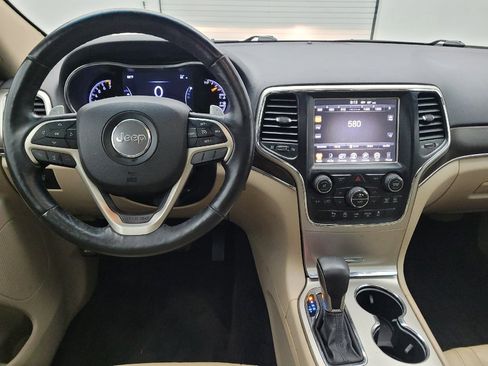 Used 2017 Jeep Grand Cherokee Limited AWD/4WD image 22