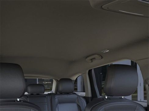 New 2026 Lincoln Nautilus Premier image 22