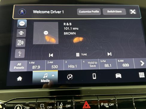 New 2026 Jeep Compass Limited image 18