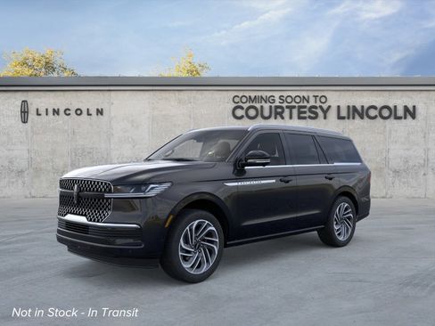 New 2026 Lincoln Navigator Reserve image 1