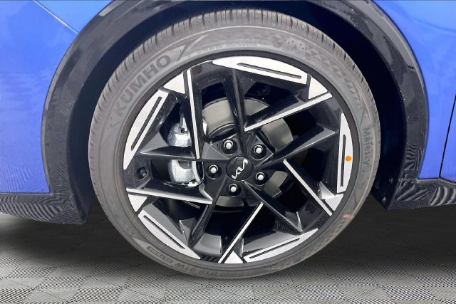 New 2026 Kia K4 GT-Line FWD image 13