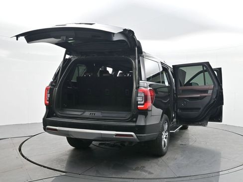 Used 2023 Ford Expedition Limited image 44