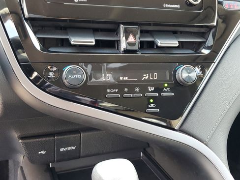 Used 2023 Toyota Camry LE FWD image 23