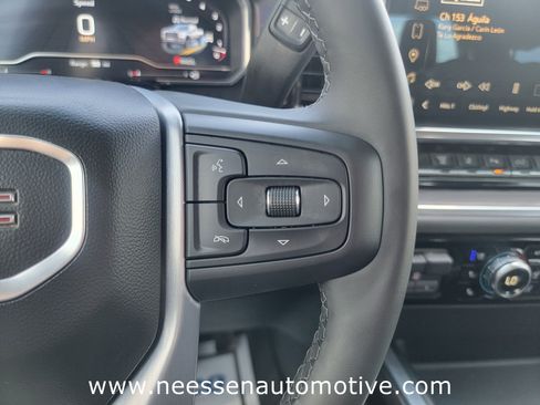 Used 2025 GMC Sierra 3500 SLT w/ SLT Premium Package AWD/4WD image 20