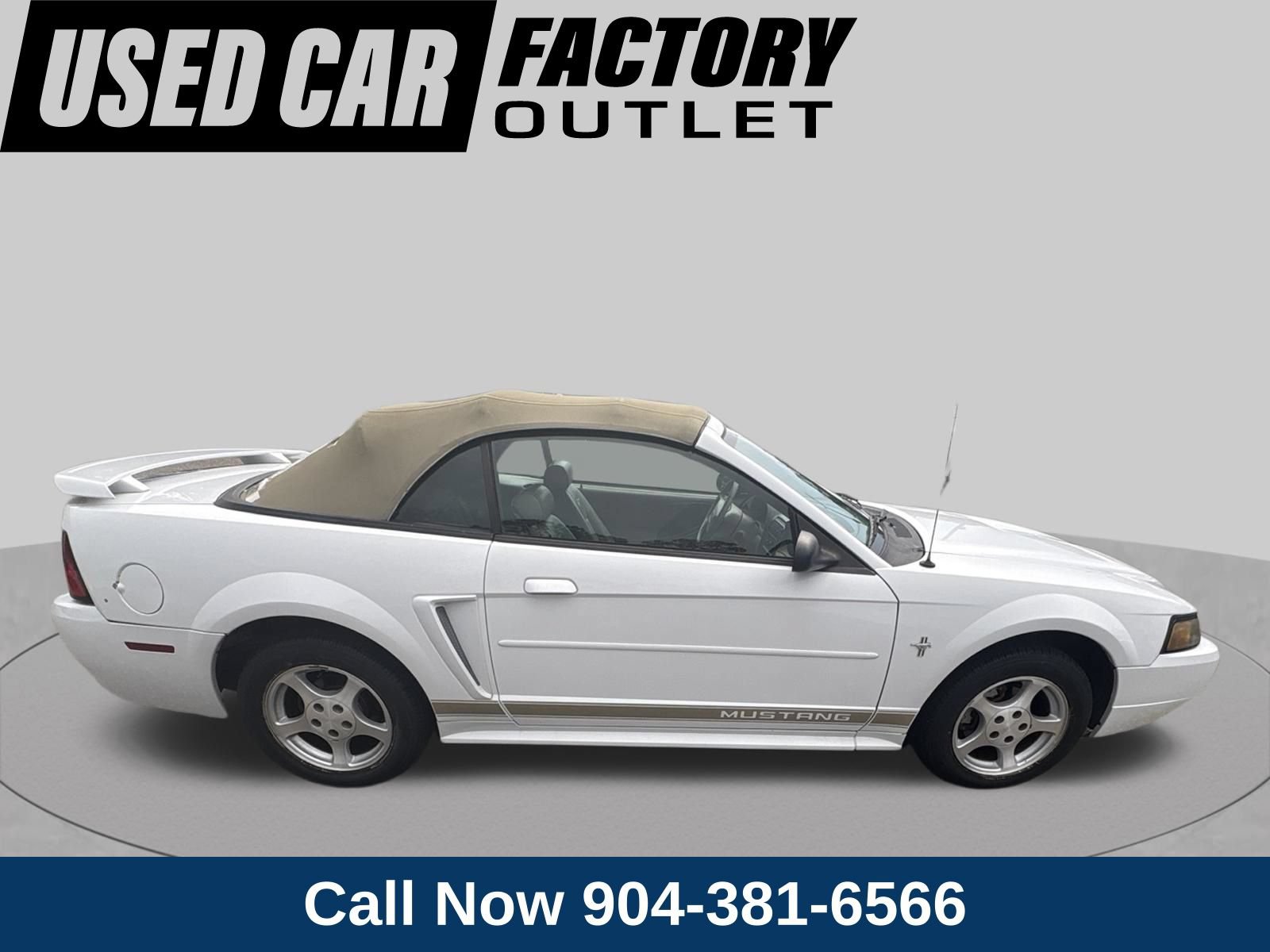 Used 2002 Ford Mustang Convertible RWD image 6