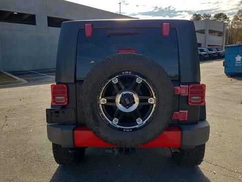 Used 2010 Jeep Wrangler Unlimited Sahara w/ Mopar Chrome Edition Group image 26