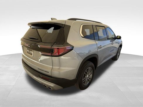 Used 2025 GMC Acadia Elevation FWD image 7