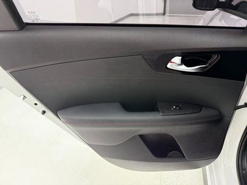 Used 2022 Kia Forte GT image 35