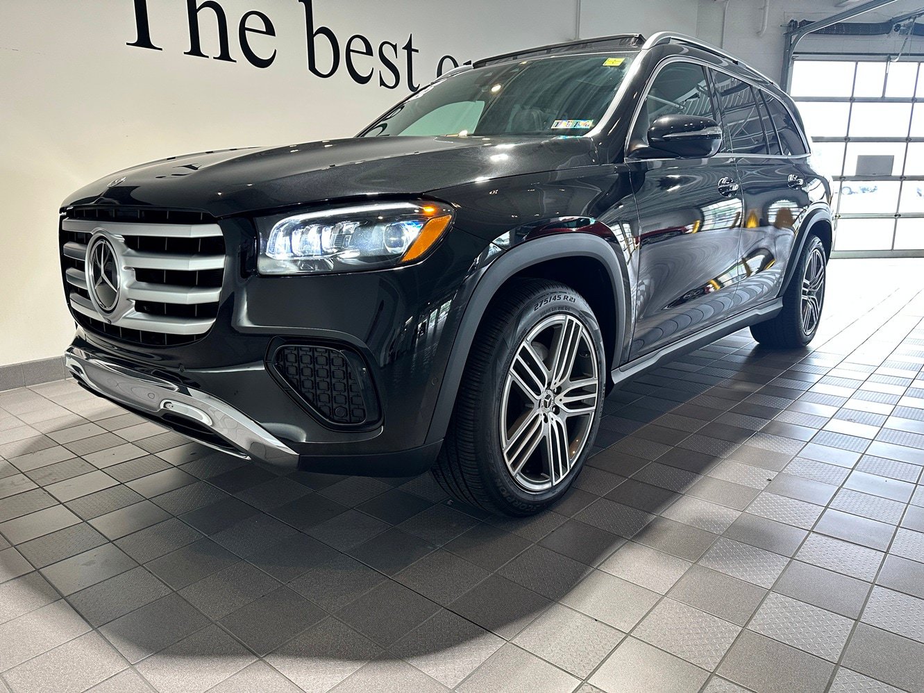 Certified 2025 Mercedes-Benz GLS 450 4MATIC image 8
