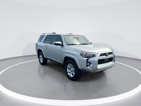 Used 2021 Toyota 4Runner SR5 RWD image 2