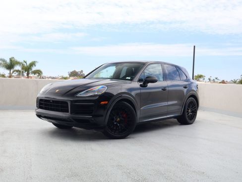 Certified 2023 Porsche Cayenne GTS w/ Premium Package Plus AWD/4WD image 1