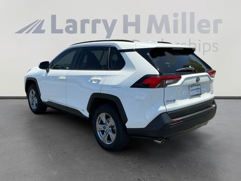 Certified 2023 Toyota RAV4 XLE w/ Convenience Package AWD/4WD image 3