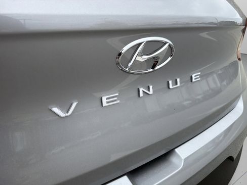 New 2026 Hyundai Venue SE FWD image 48