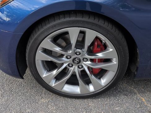 Used 2015 Hyundai Genesis 3.8 image 24