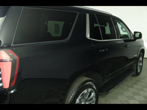 Used 2026 Chevrolet Tahoe LT w/ Comfort Package AWD/4WD image 20