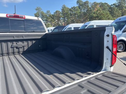 Used 2019 Chevrolet Colorado Z71 w/ LPO, Premium Interior Package image 17