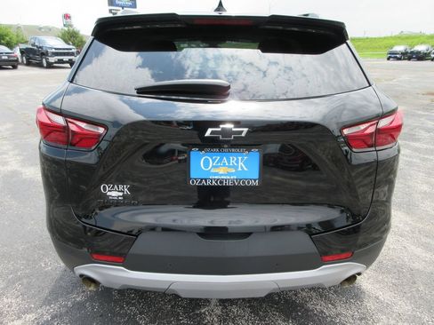 Used 2022 Chevrolet Blazer LT FWD image 4