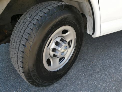 Used 2020 Chevrolet Express 2500 w/ Safety Package RWD image 27