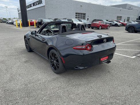New 2026 MAZDA MX-5 Miata Club w/ Weather Package RWD image 7