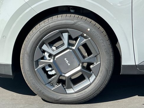 New 2026 Kia Carnival SX FWD image 25