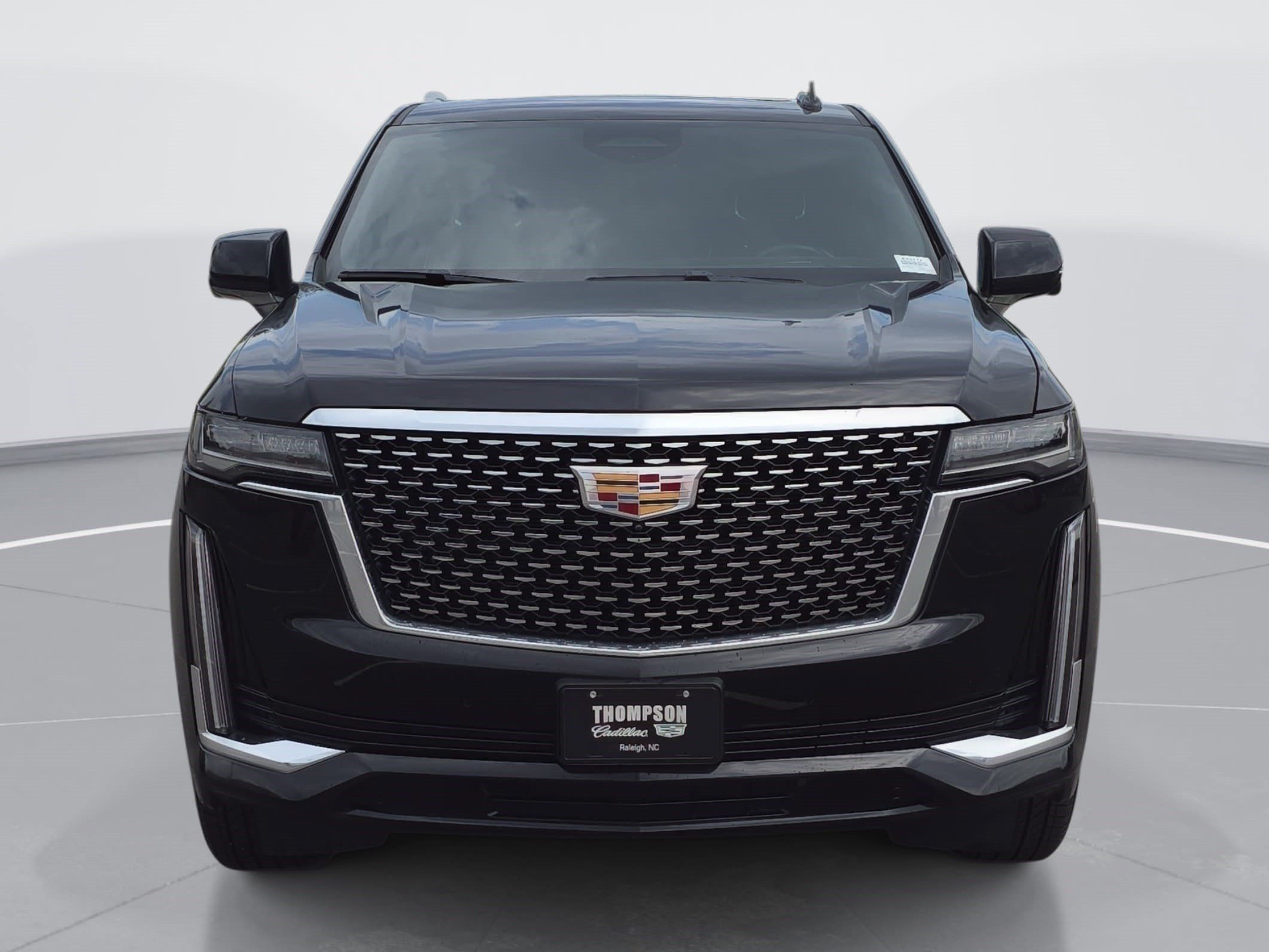Used 2023 Cadillac Escalade Premium Luxury AWD/4WD image 8