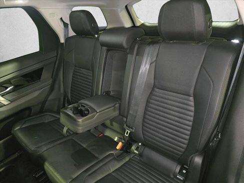Used 2020 Land Rover Discovery Sport SE AWD/4WD image 14