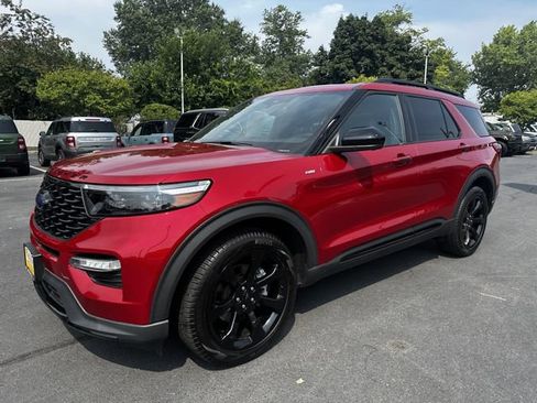 Certified 2023 Ford Explorer ST-Line w/ Class IV Trailer Tow Package AWD/4WD image 9